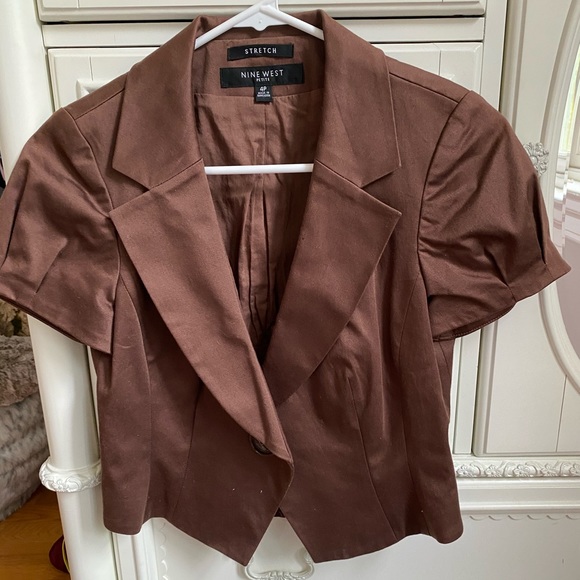 collared top - Picture 3 of 5